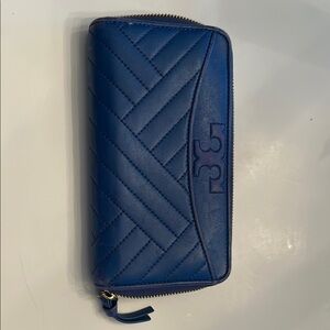 Tory Burch Chic Blue Quilted Wallet